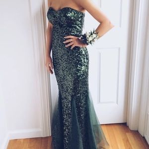 Emerald green, sequenced prom dress